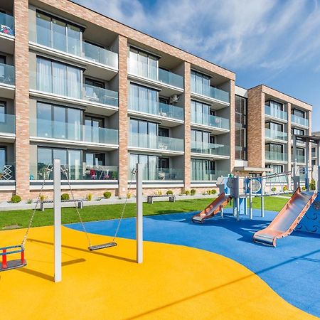 Apartament Zlota Perla Z Parkingiem 16 E Perlowa Przystan - Holiday City Kolobrzeg Bagian luar foto