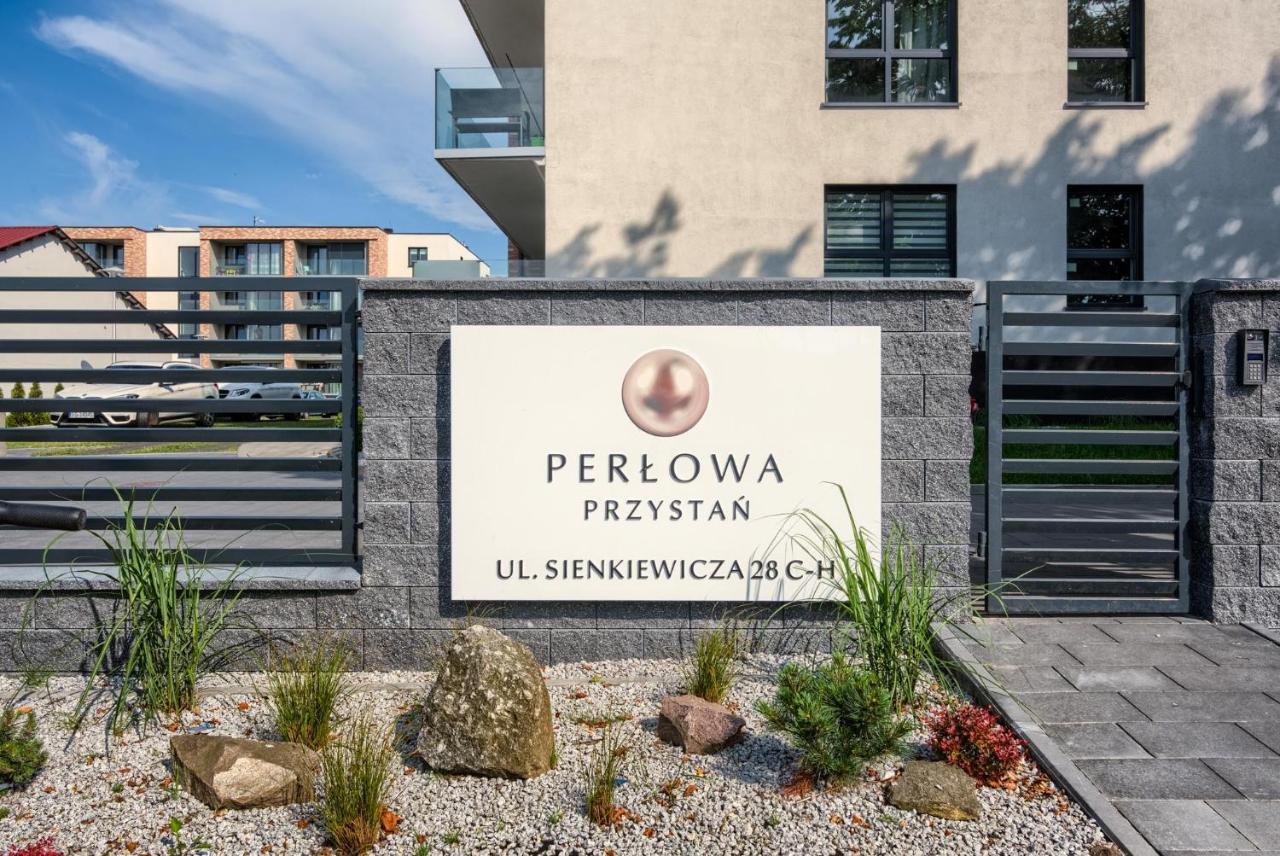 Apartament Zlota Perla Z Parkingiem 16 E Perlowa Przystan - Holiday City Kolobrzeg Bagian luar foto
