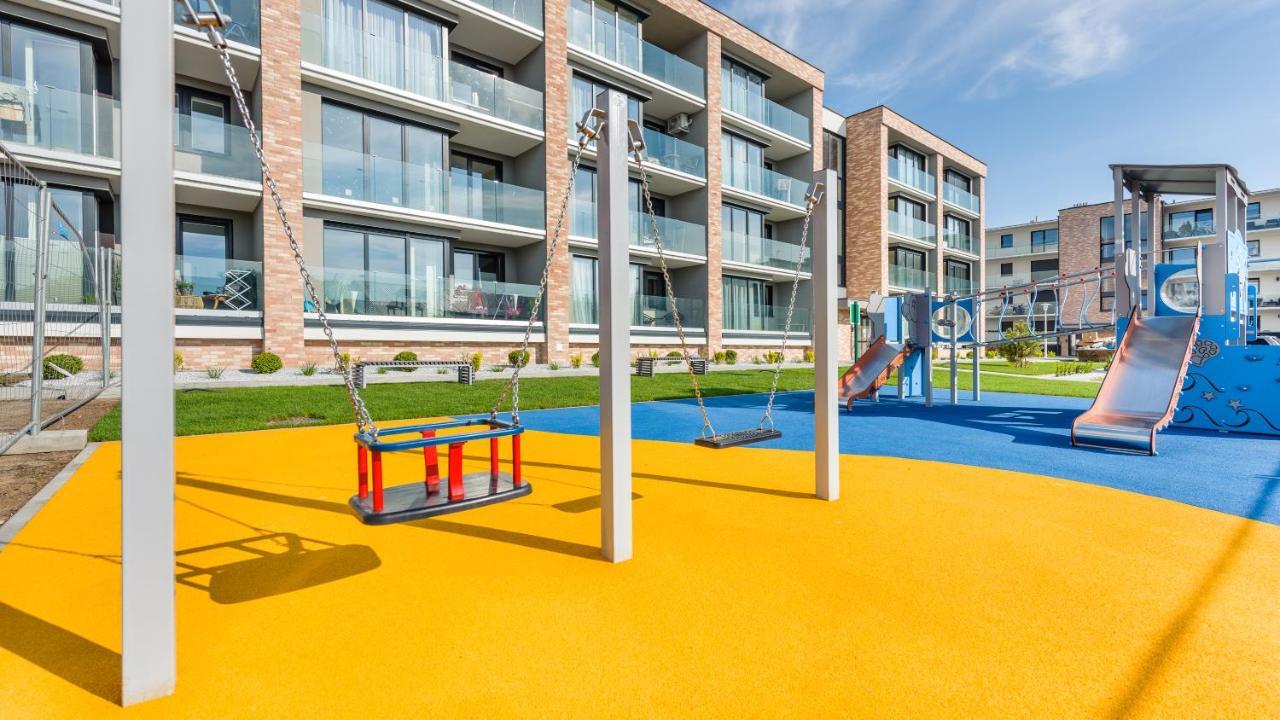 Apartament Zlota Perla Z Parkingiem 16 E Perlowa Przystan - Holiday City Kolobrzeg Bagian luar foto